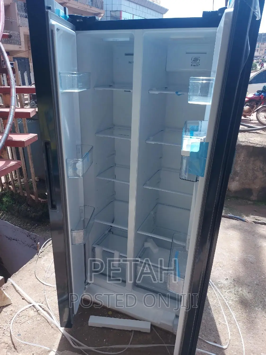670 Litres LG Side by Side Refrigerator