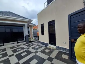 Furnished 3bdrm Bungalow in Kira for sale