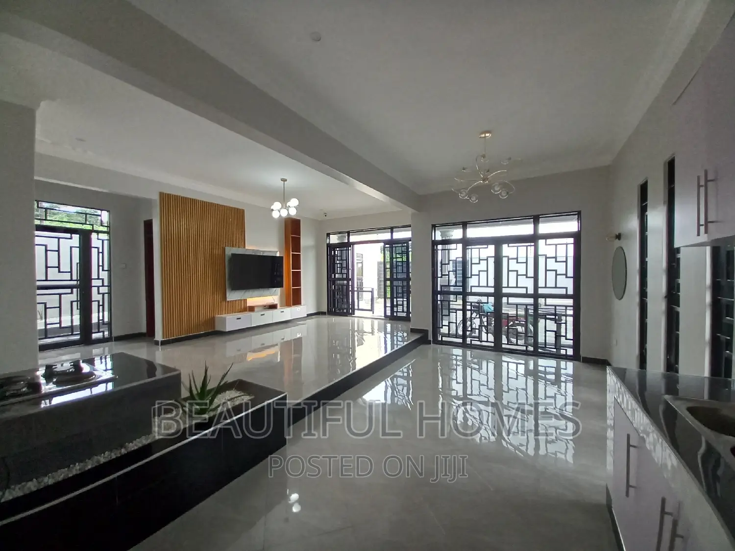 Furnished 3bdrm Bungalow in Kira for sale