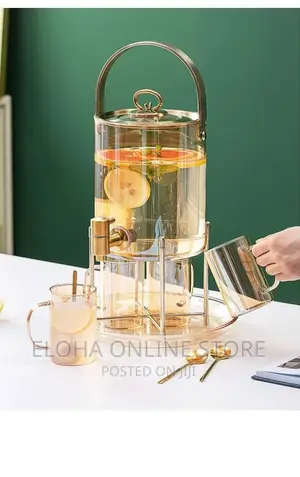 Beverage Dispenser and Drinking Set