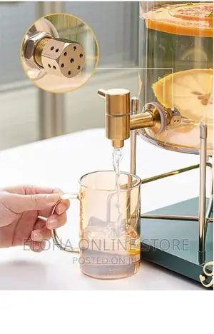 Beverage Dispenser and Drinking Set