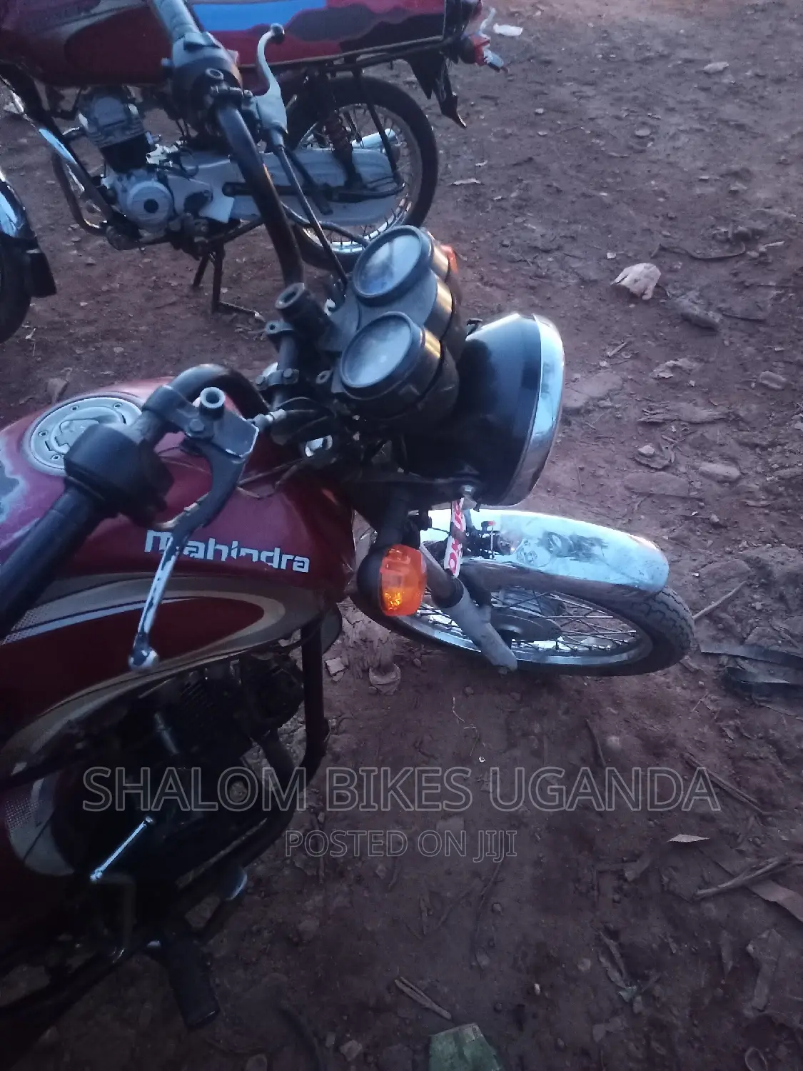 Mahindra Centuro 2018 Red
