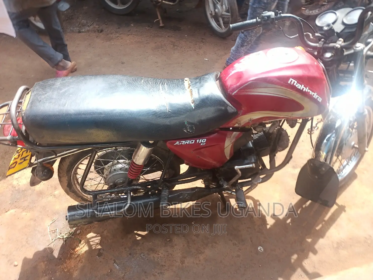 Mahindra Duro 2016 Red