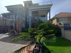 Furnished 5bdrm Duplex in Kira for sale