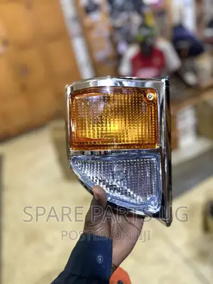Landcruiser FJ75 1986 - 1996 Corner Lamp Indicator