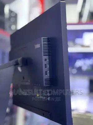 Monitor Lenovo 24 Inch VGA, HDMI, USB 3.0 Display Port 2021