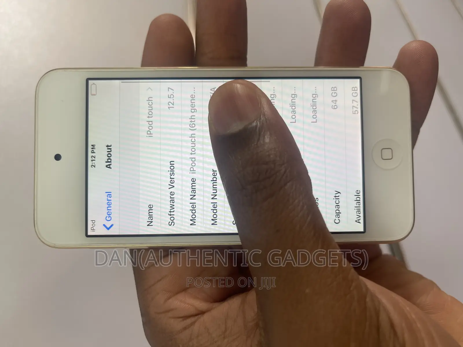 iPod Touch 6th Gen 64gb Gold in Good Condition