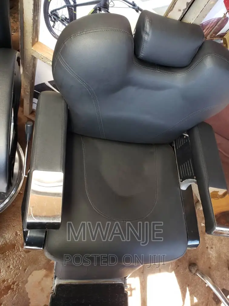 Biggest Barber Chairs