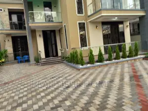 Furnished 6bdrm House in Kira Tarmack, Central Division for sale