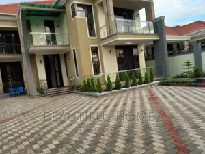 Furnished 6bdrm House in Kira Tarmack, Central Division for sale