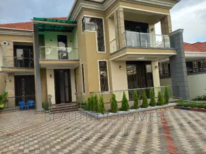 Furnished 6bdrm House in Kira Posh for sale