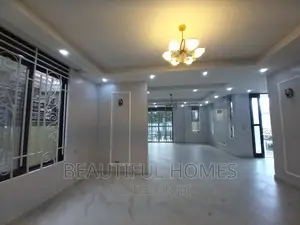 Furnished 6bdrm House in Kira Posh for sale