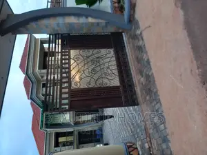 Furnished 6bdrm House in Kira for sale