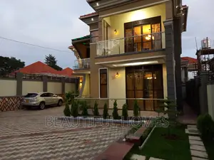 Furnished 6bdrm Duplex in Kira Tarmack for sale