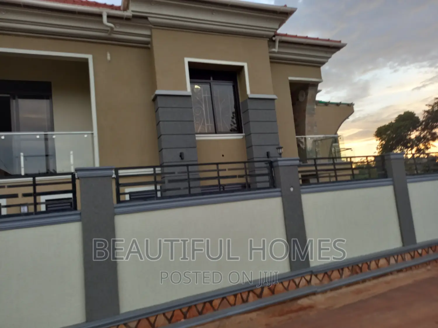 Furnished 6bdrm House in Kira for sale