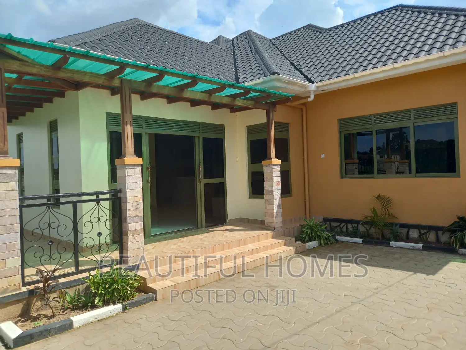 Furnished 4bdrm Bungalow in Kyaliwajjara, Kira for sale