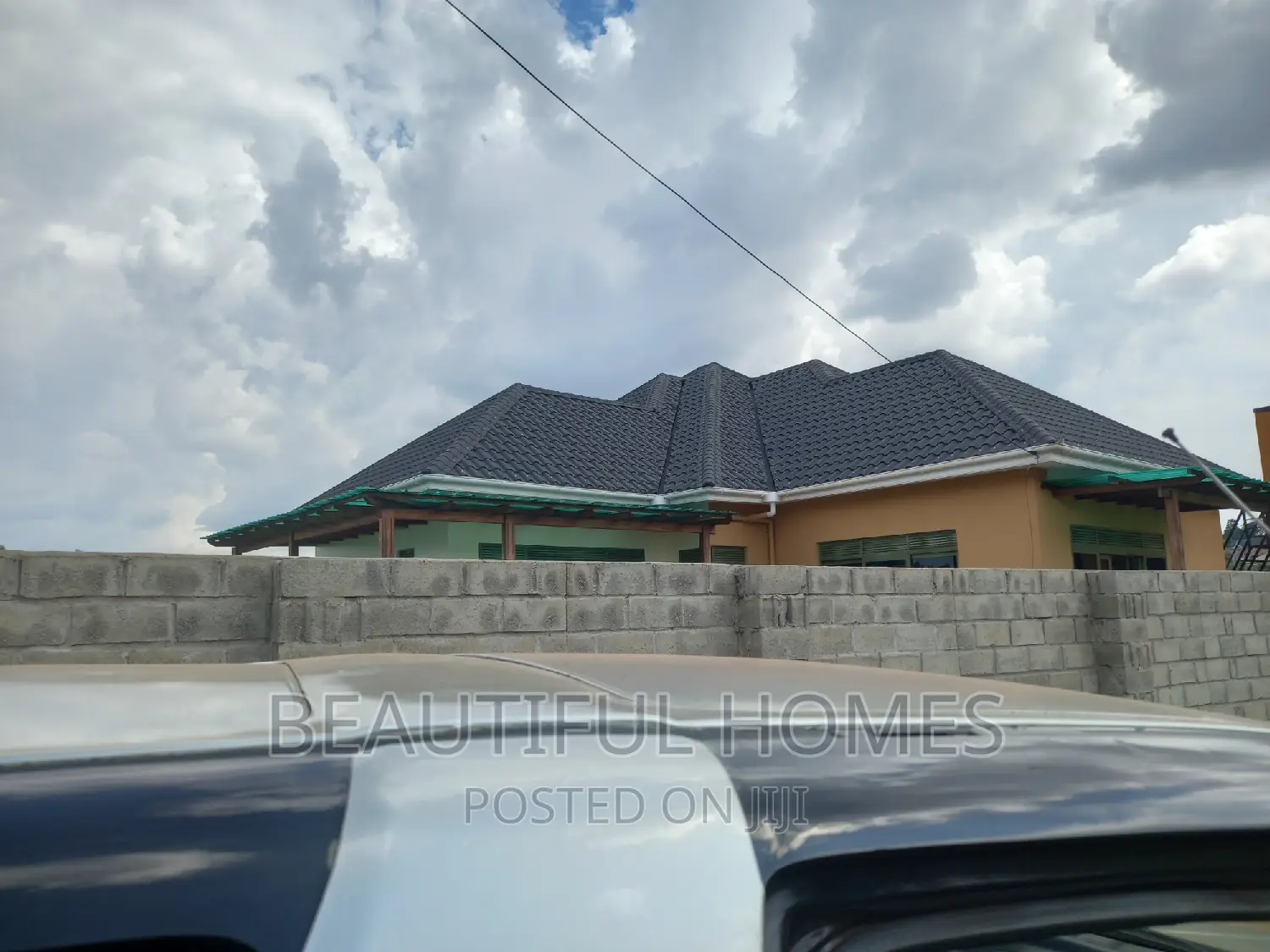 Furnished 4bdrm Bungalow in Kira for sale