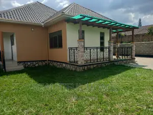 Furnished 4bdrm Bungalow in Kira for sale