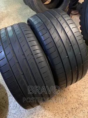 245/35r20 Continental Good Condition