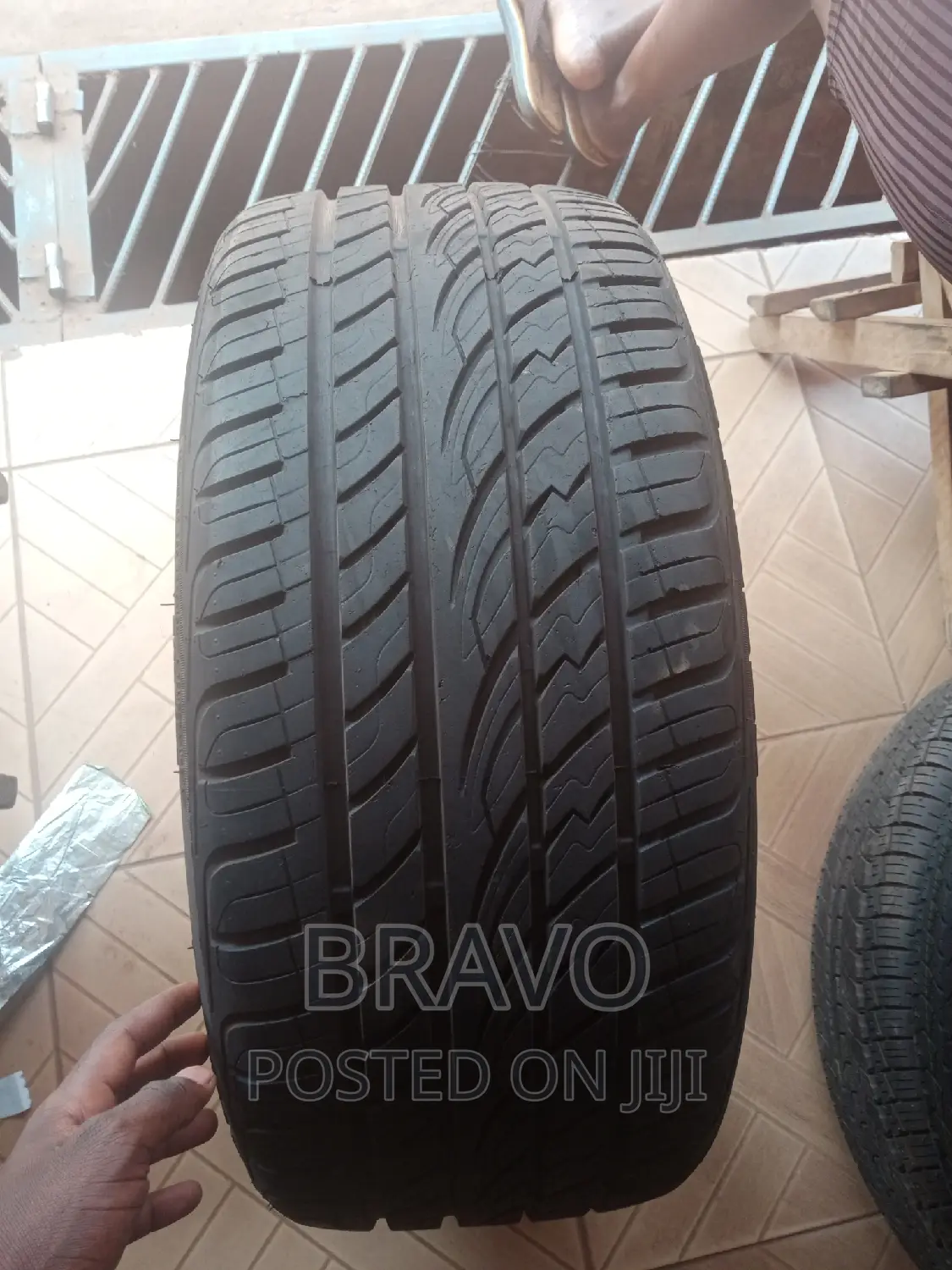 245/35r20 Maxtrake for BMW