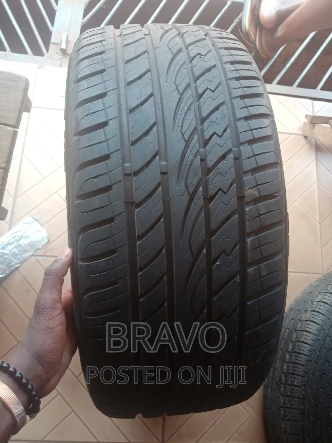 245/35r20 Maxtrake for BMW