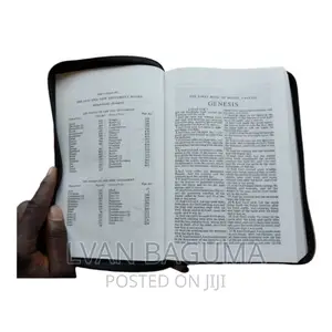 Holy Bible King James Version KJV - With a Zip