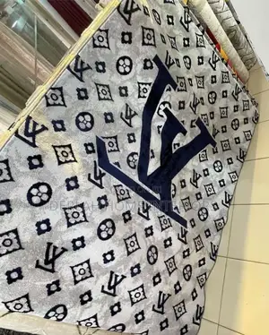 US Label Carpet in Blue (2METERS BY 1.5 METERS )