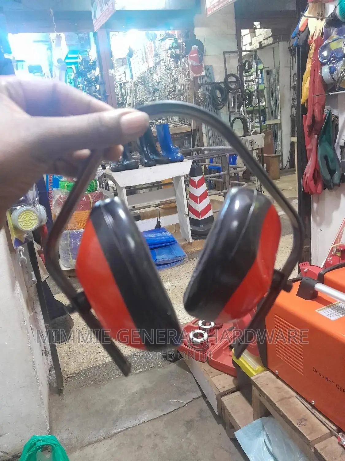 Ear Muffs/Ear Protectors
