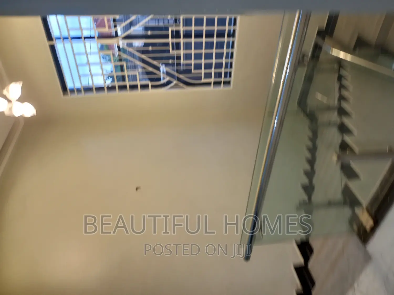 Furnished 6bdrm House in Kira Posh Estate for sale