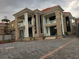 Furnished 6bdrm Duplex in Kira London Estate for sale