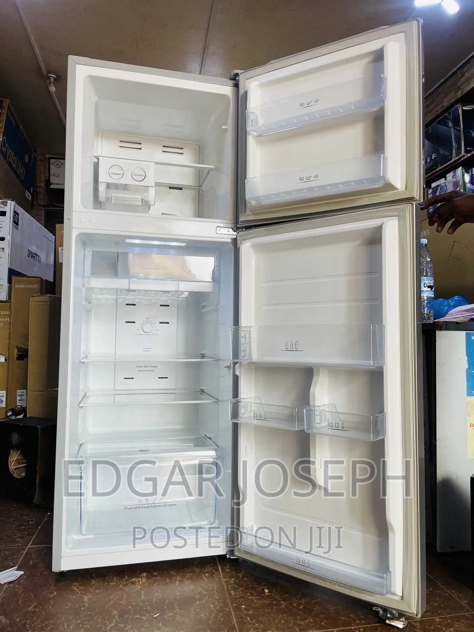 Hisense Frost Free 295L Refrigerator