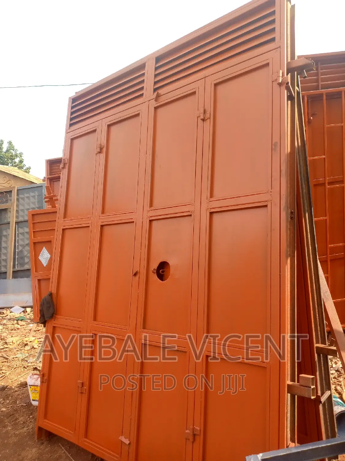 Shop Doors at Vicentz Steal and Aluminium Fabricationz