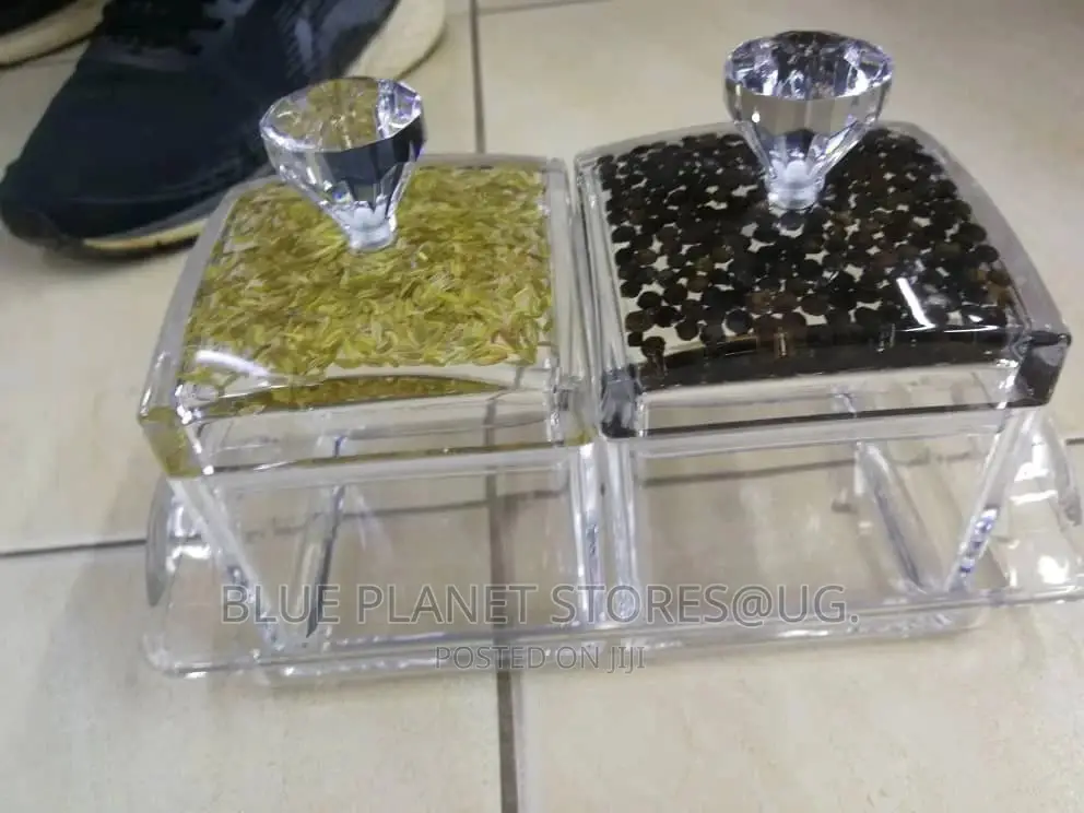 Double Cereal/Sugar Bowls With Covers \\ High Grade Melamine