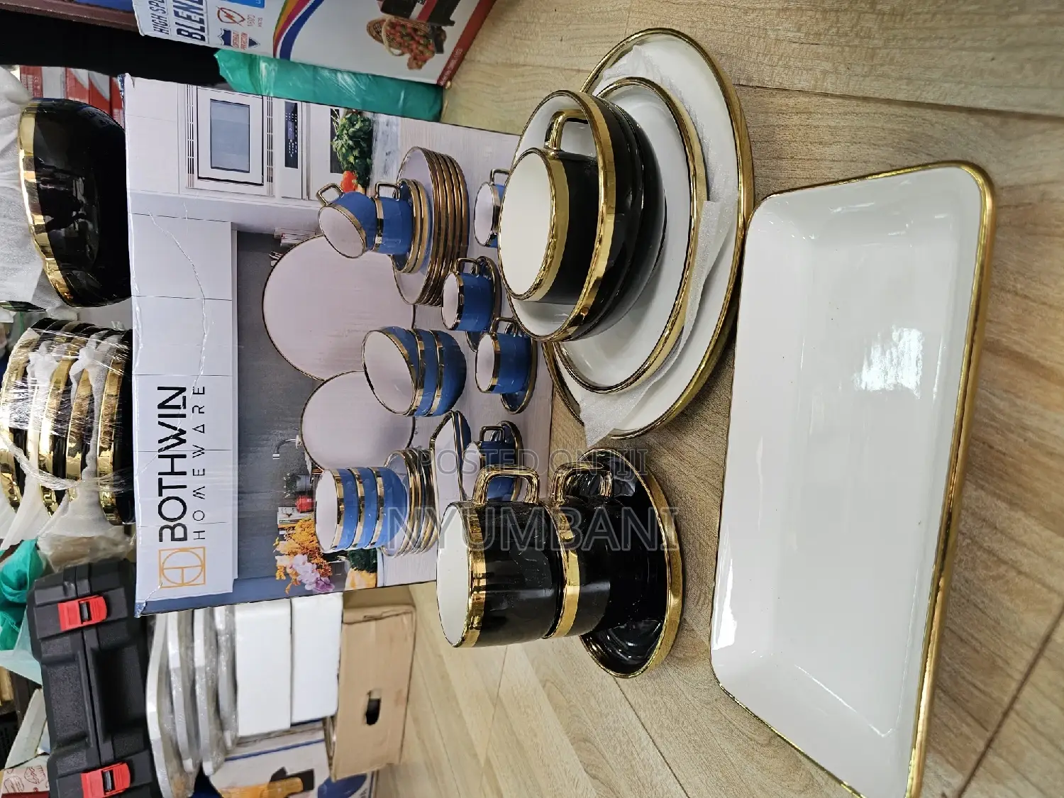 Golden Dinner Set