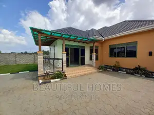 Furnished 4bdrm Bungalow in Kyaliwajjara, Kira for sale