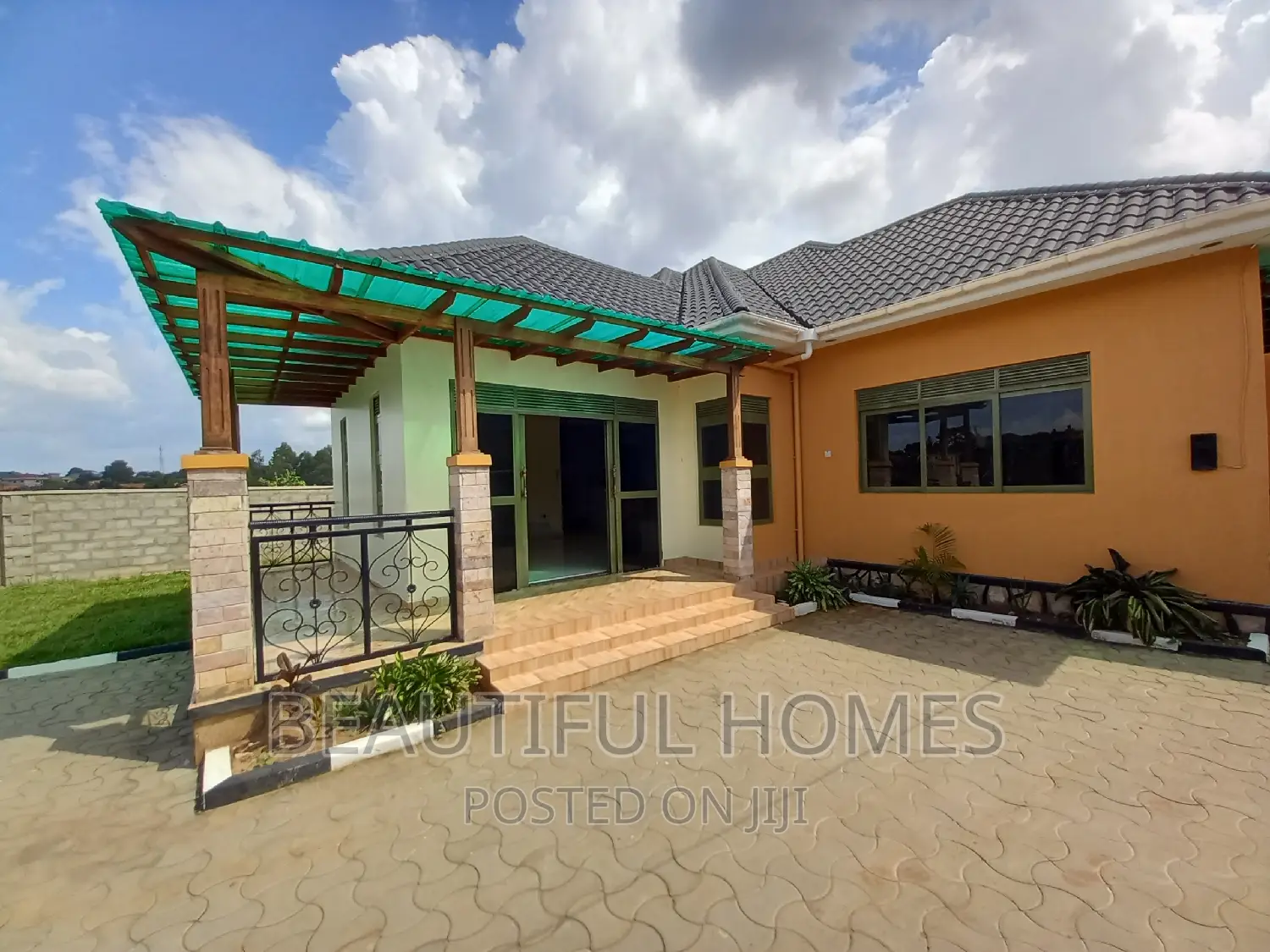 Furnished 4bdrm Bungalow in Kyaliwajjara, Kira for sale
