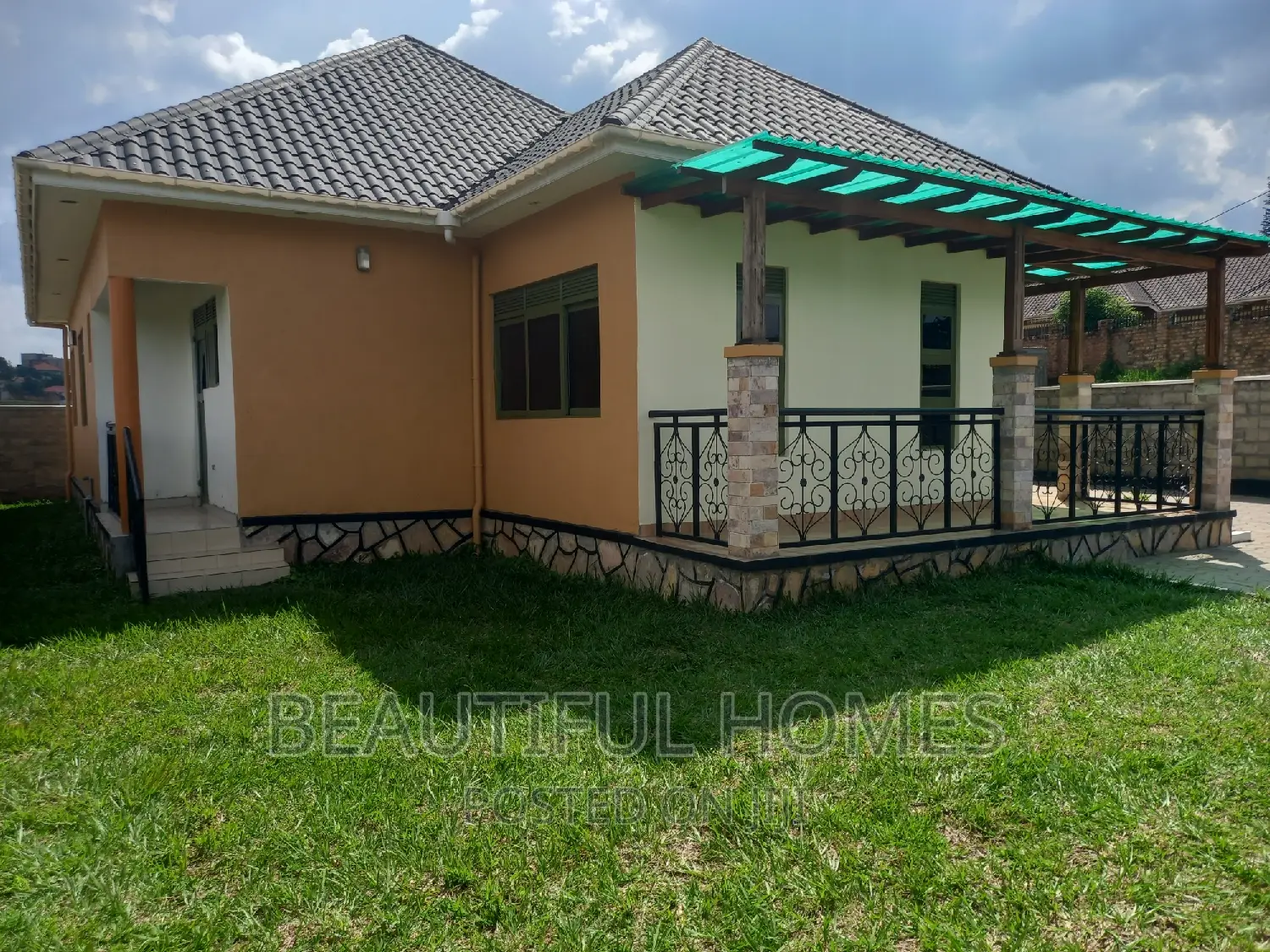 Furnished 4bdrm Bungalow in Kyaliwajjara, Kira for sale