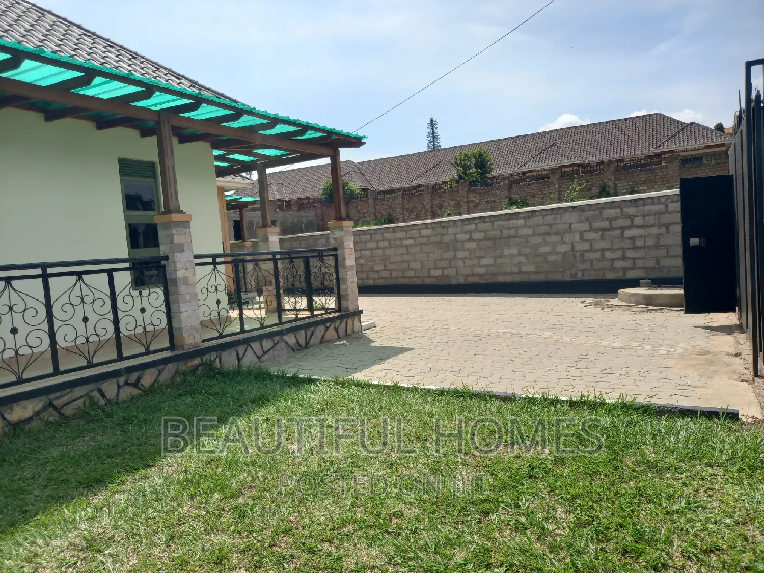 Furnished 4bdrm House in Kyaliwajjara, Kira for sale