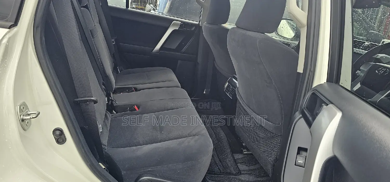 Toyota Land Cruiser Prado 2015 White