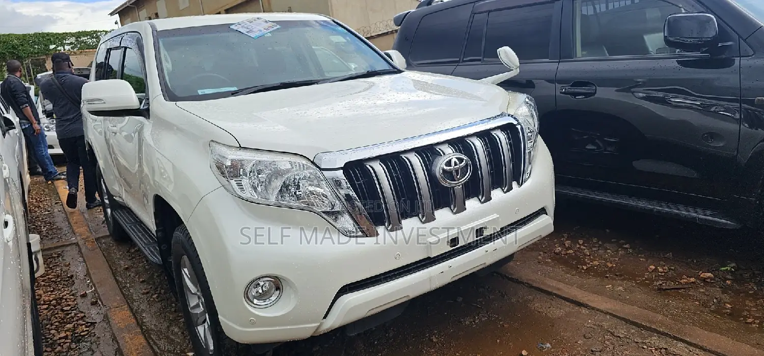 Toyota Land Cruiser Prado 2015 White