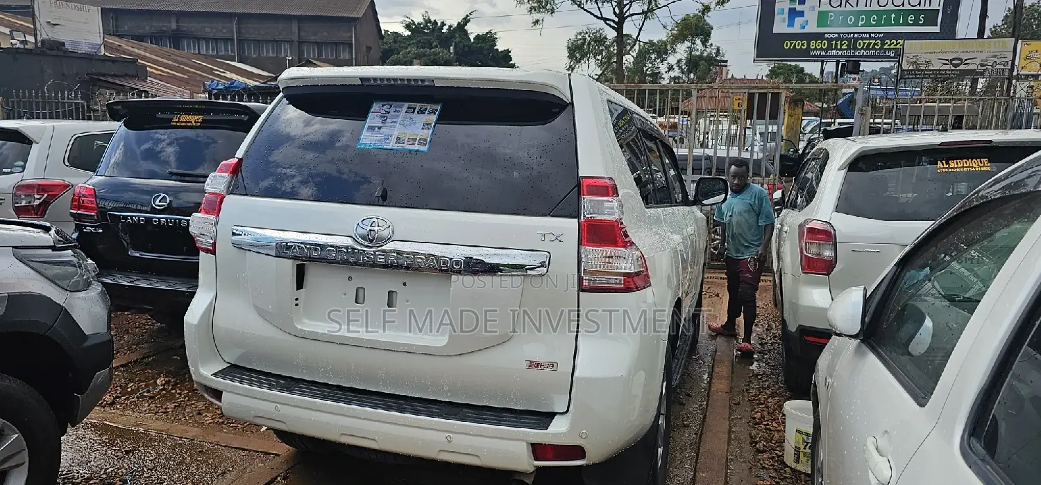 Toyota Land Cruiser Prado 2015 White
