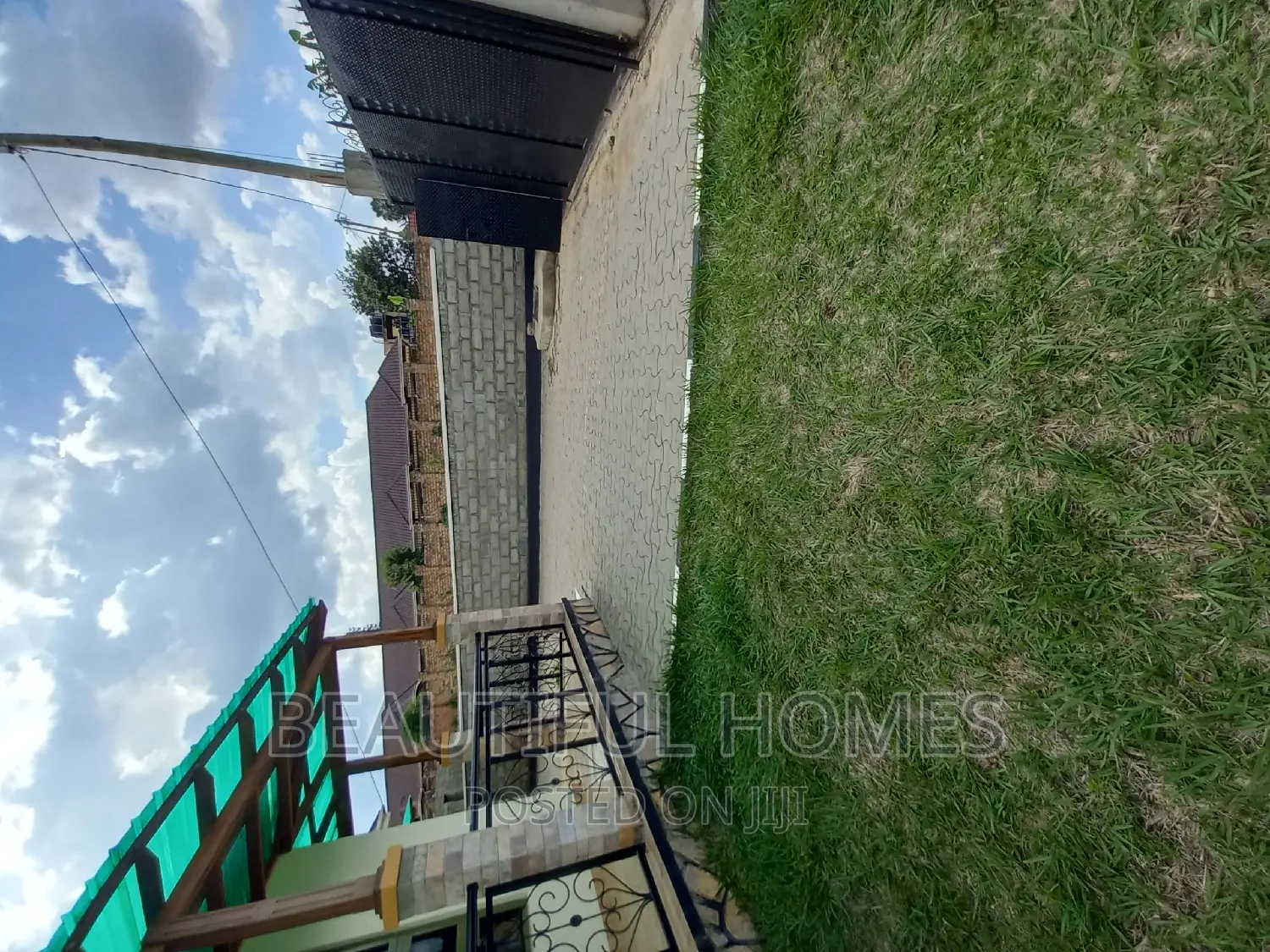Furnished 4bdrm House in Kira for sale