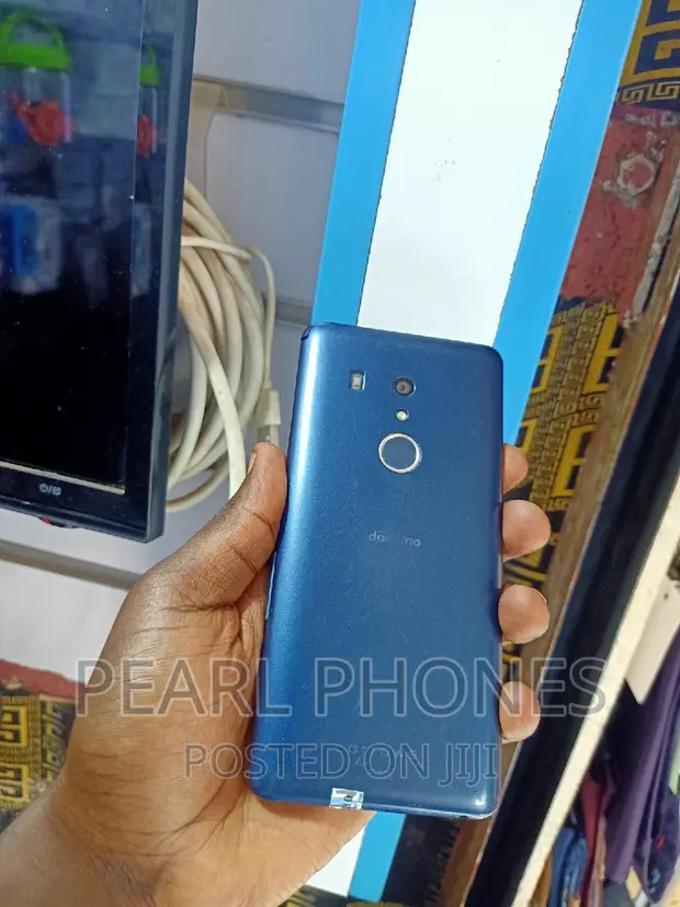 Fujitsu Arrows Be3 F-02L TD-LTE JP image | Device Specs