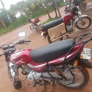 Bajaj CT 110X 2023 Red