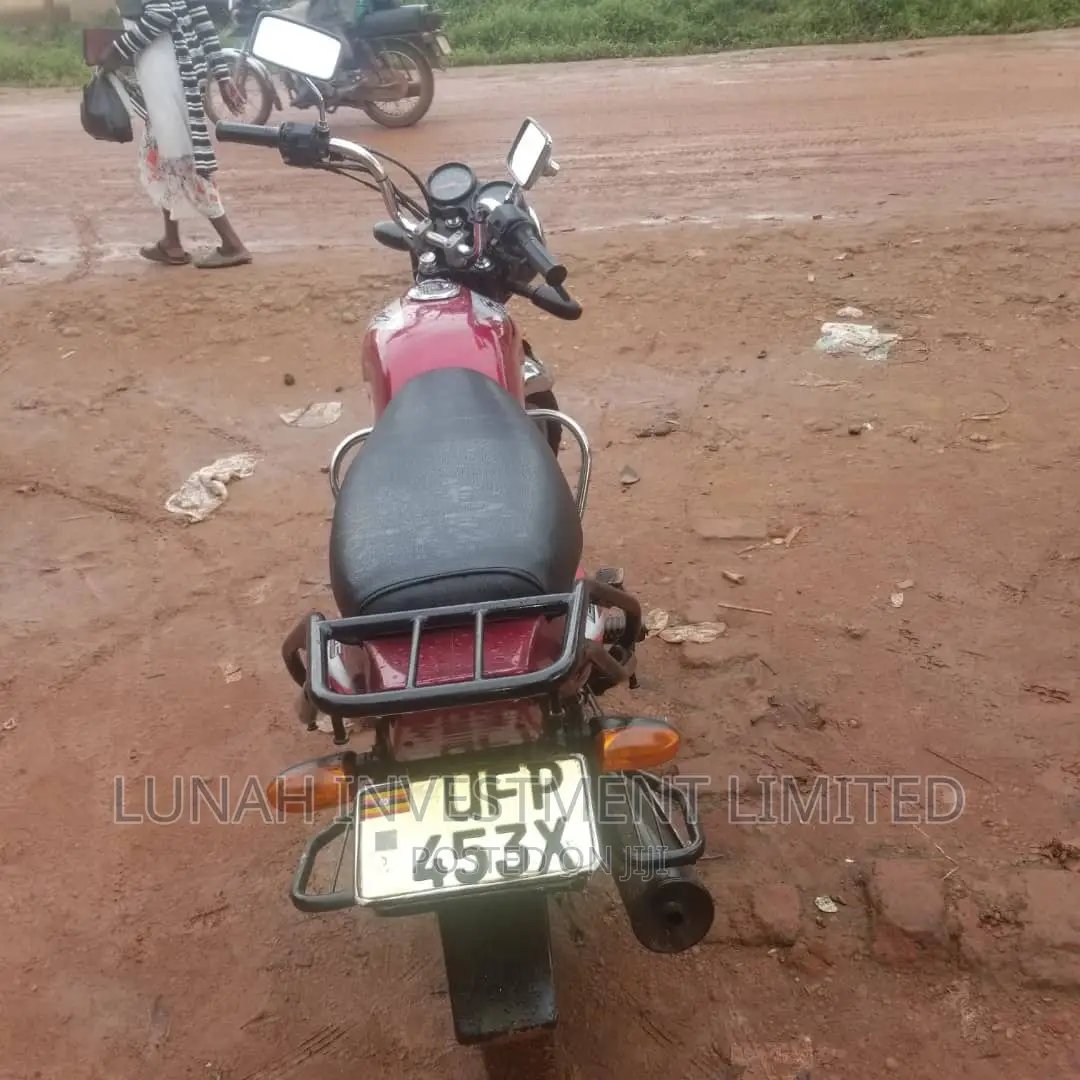 Bajaj CT 110X 2023 Red