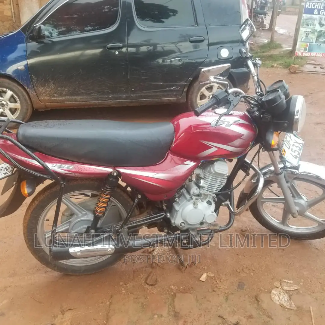 Bajaj CT 110X 2023 Red