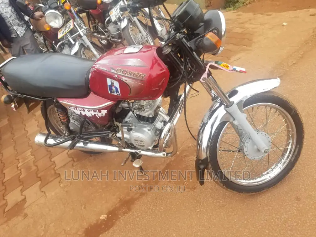 Bajaj Boxer 2023 Red