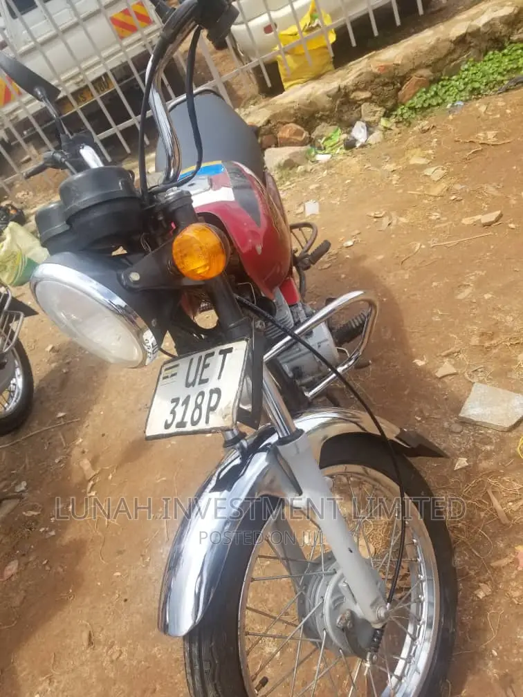 Bajaj Boxer 2023 Red