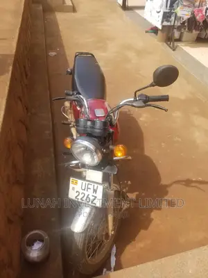 Bajaj Boxer 2023 Red