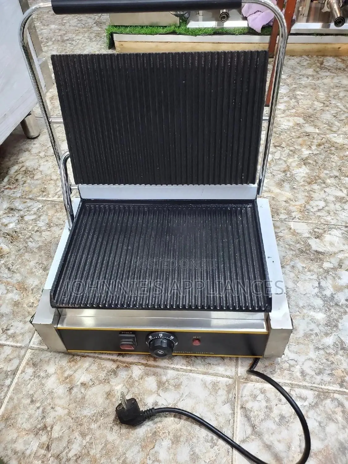Commercial Electric Grill Machine